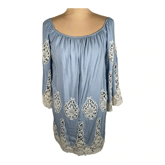 Rue21 Dress 3/4 Sleeves Deep Rounded Neckline Embroidered Lace NWT XS - Picture 1 of 5